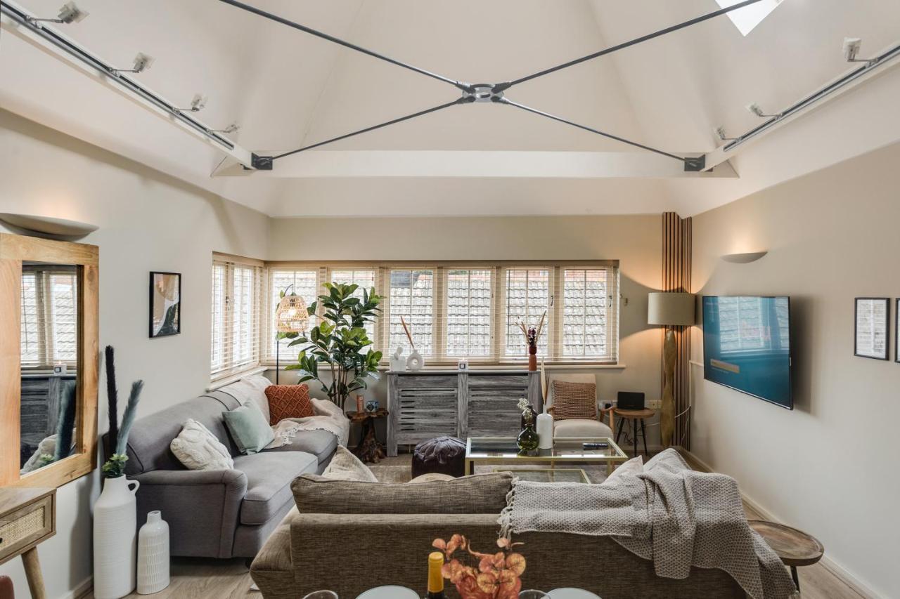 The Rafters - 2 Bedroom Apartment - Central Location - Vibrant Atmosphere Canterbury Exteriör bild